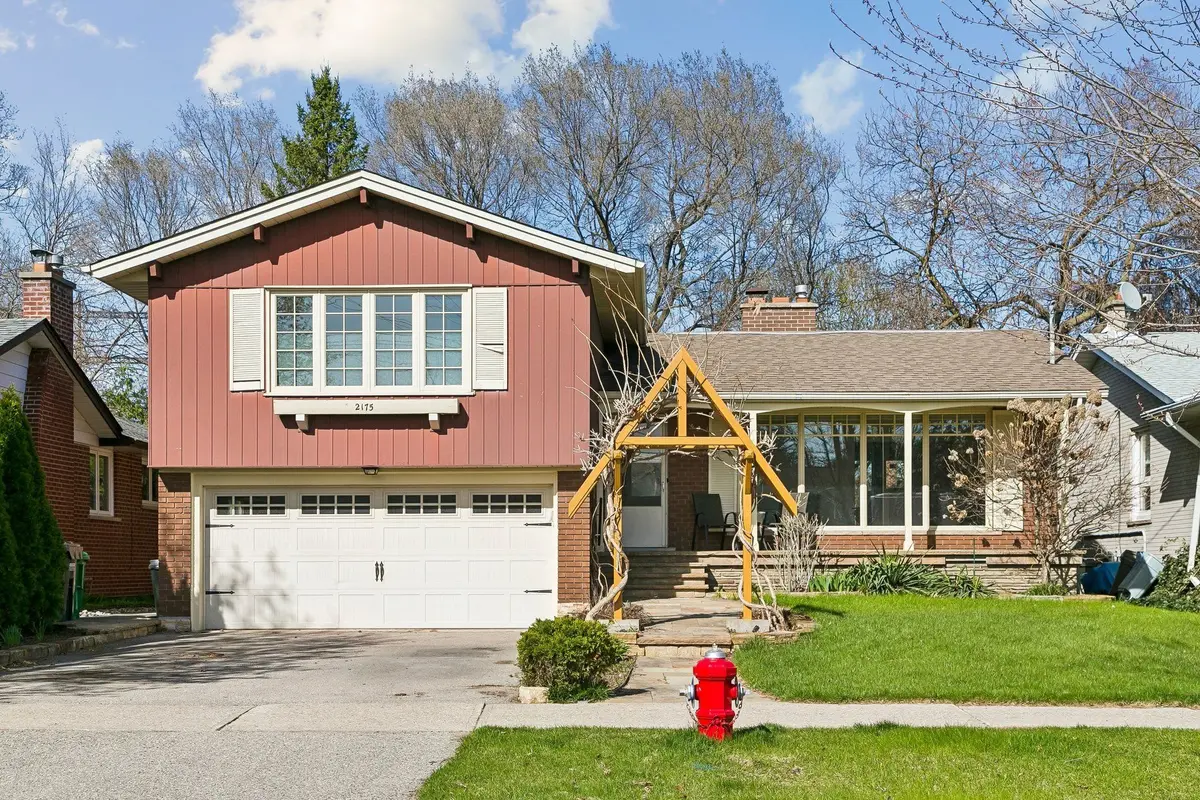 2175 Denise RD, Mississauga, ON L4X 1H9