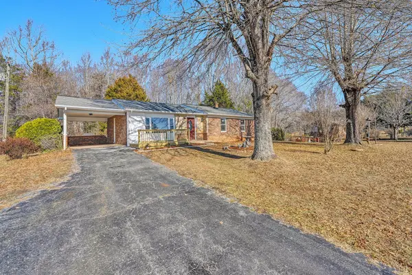 1104 Union Hall School Rd, Chatham, VA 24531