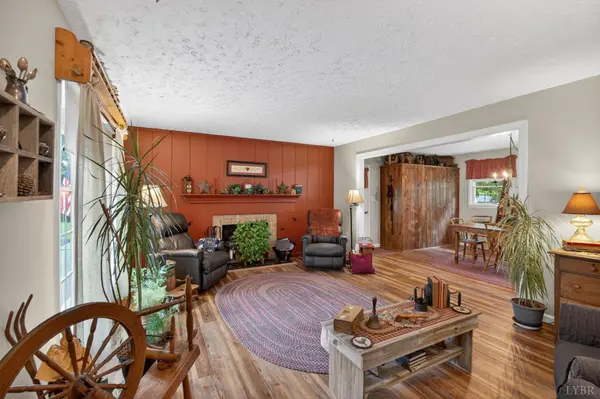 132 Windsor LN, Lynchburg, VA 24502
