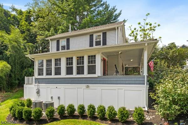 14 Mcdonald St, High Bridge Boro, NJ 08829