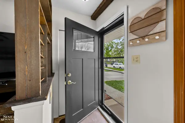 3914 Edgeland AVE, Royaloakcity_oakland, MI 48073