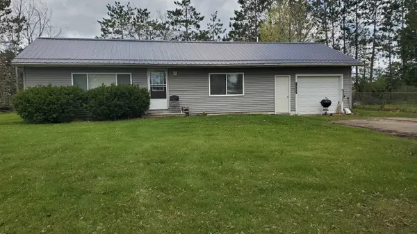 1960 S Winn RD, Deerfield Twp, MI 48858