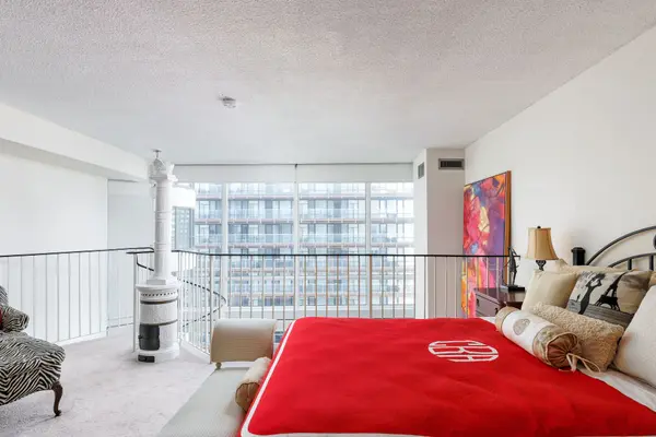 25 Maitland ST #1506, Toronto C08, ON M4Y 2W1