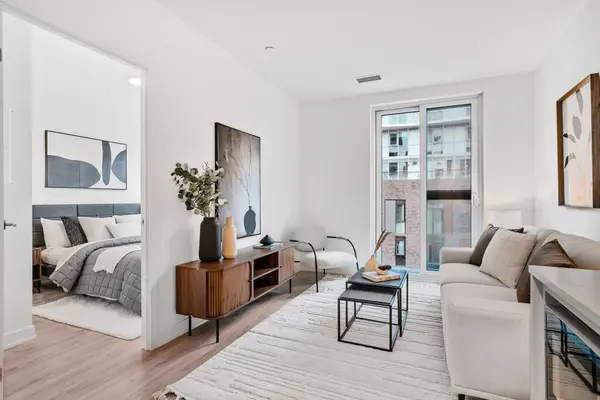 252 Church ST #508, Toronto C08, ON M5B 0E6