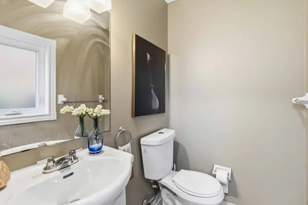 18 Salonica RD, Brampton, ON L7A 3K9