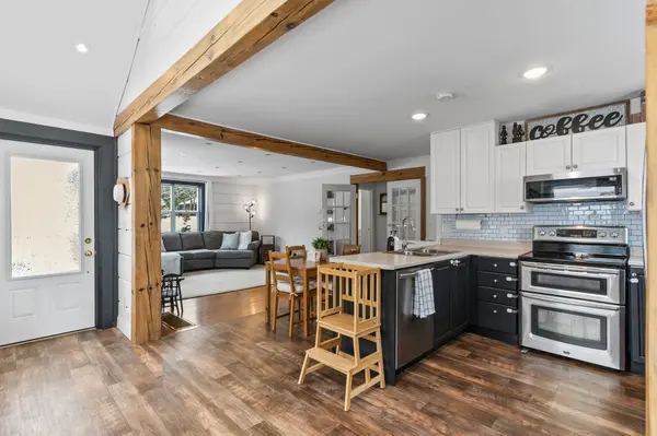 3 Lambs LN, Kawartha Lakes, ON K0M 1G0