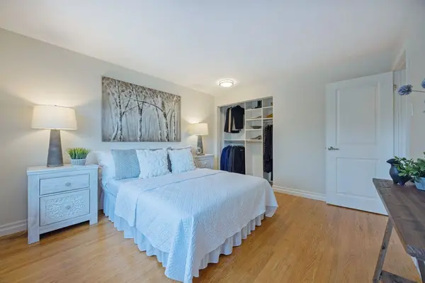 667 GLENGYLE CRES, London North, ON N5X 1X8