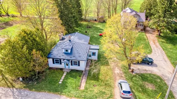 102008 Grey 5 RD, Georgian Bluffs, ON N4K 5N5