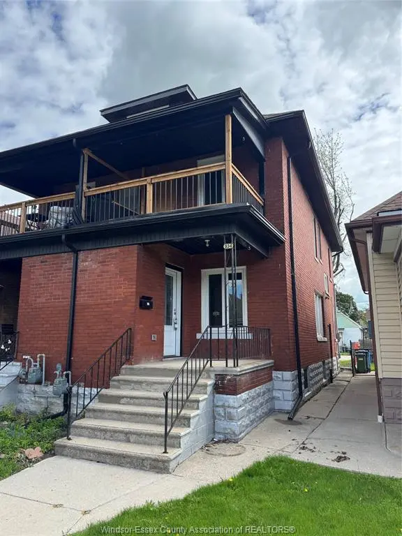 934 GLADSTONE, Windsor, ON N9A 2T6