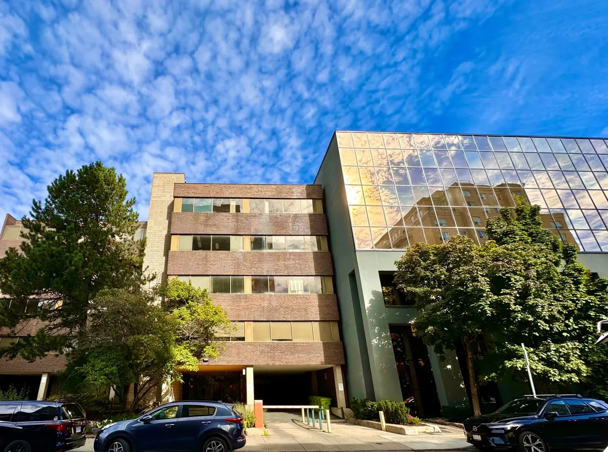 124 Merton ST #202, Toronto C10, ON M4S 2Z2