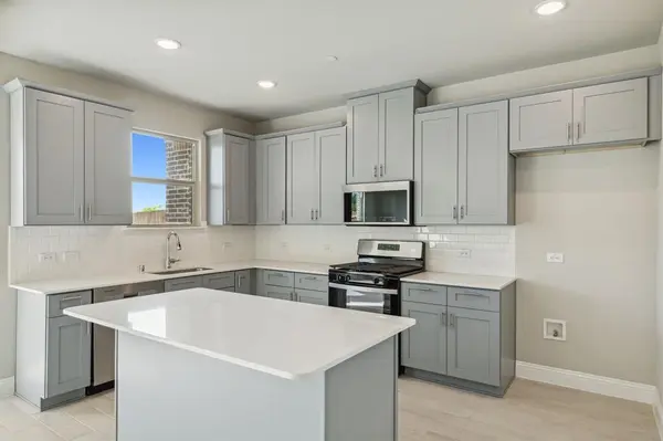 625 Hutchinson Lane, Lewisville, TX 75077