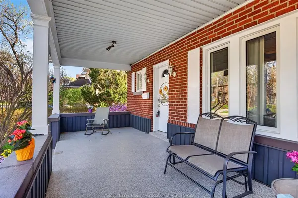 911 Victoria Avenue, Windsor, ON N9A 4N5