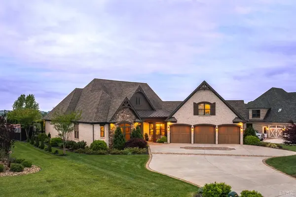 1415 Lake Manor DR, Forest, VA 24551