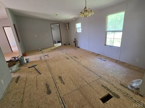 584 Hardtimes RD, Farmville, VA 23901