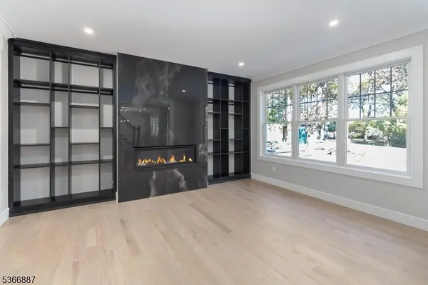 520 Clinton Ave, Wyckoff Twp., NJ 07481