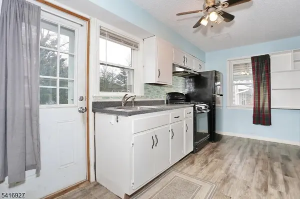 45 Sand Rd, Westwood Boro, NJ 07675
