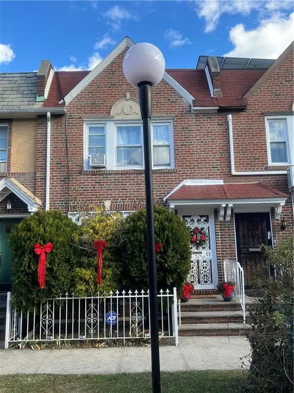 11 Miami CT, Brooklyn, NY 11225