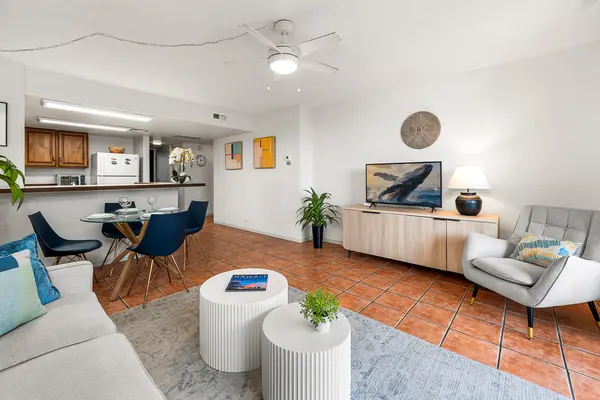 77-6469 ALII DR #202, Kailua Kona, HI 96740