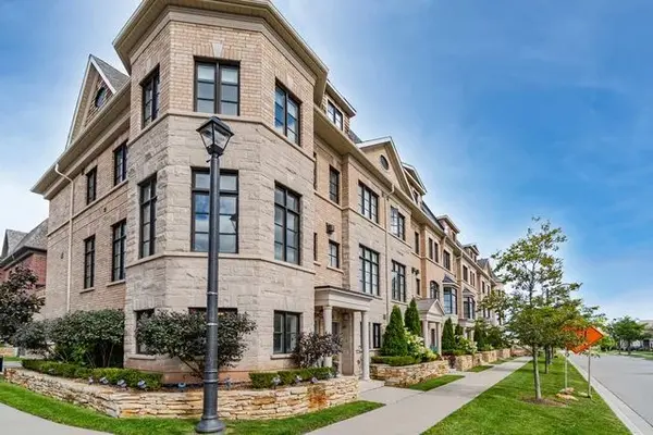 2147 Lillykin ST, Oakville, ON L6H 0N2