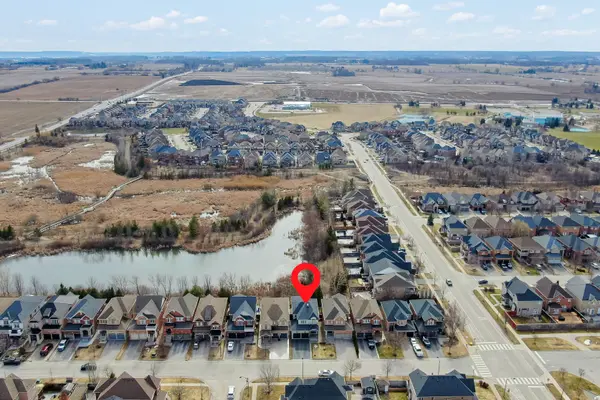 10 Silver Pond DR, Halton Hills, ON L7G 6L9