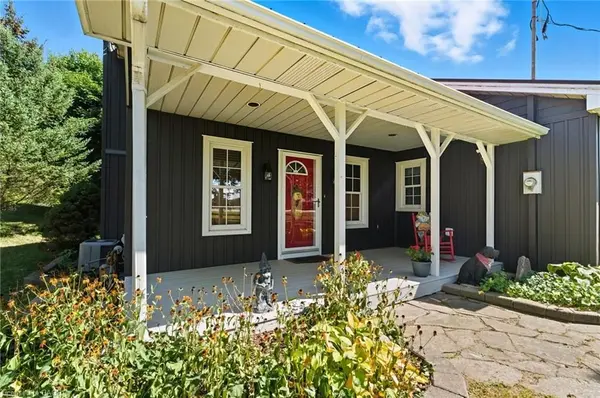 394 Bishopsgate RD, Brant, ON N3R 0B8