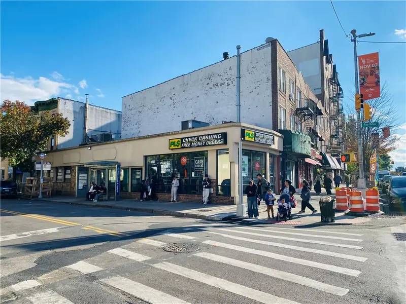 6901 4th AVE, Brooklyn, NY 11209