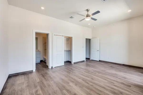710 Benge Drive #714-C, Arlington, TX 76013