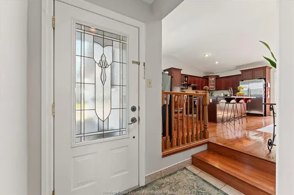 12638 St. Thomas Street, Tecumseh, ON N8N 1J1