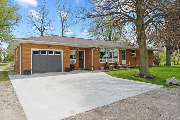 418 TALBOT Road East, Leamington, ON N8H 3V6