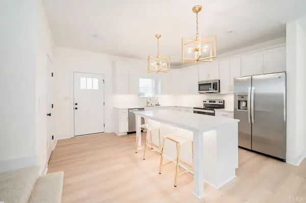 207 Morning Walk CIR, Forest, VA 24551