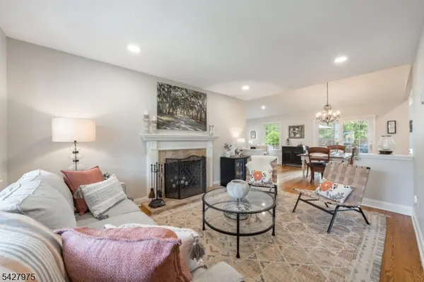 1817 Chapel Rd, Scotch Plains Twp., NJ 07076