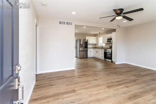 1129 Pando AVE, Colorado Springs, CO 80905