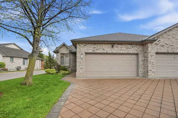 44 Edgevalley RD #10, London East, ON N5Y 5P6