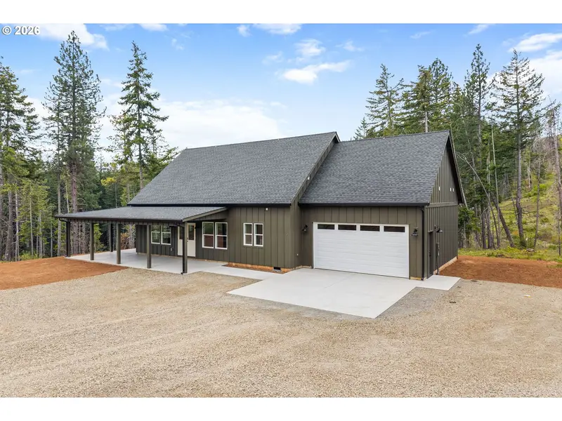 16 SNAG RD, Lyle, WA 98635