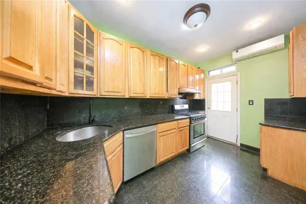 4612 Fort Hamilton Pkwy, Brooklyn, NY 11219