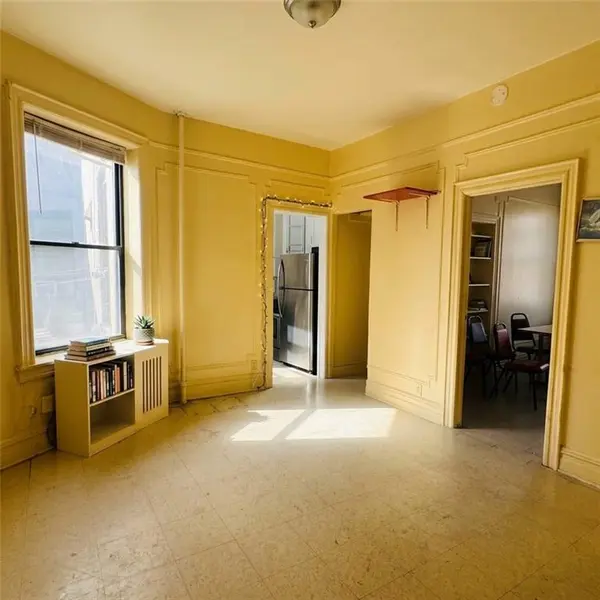 1912 Bay Ridge Pkwy, Brooklyn, NY 11204
