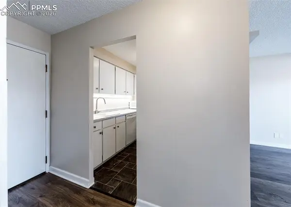 411 Lakewood CIR #A506, Colorado Springs, CO 80910