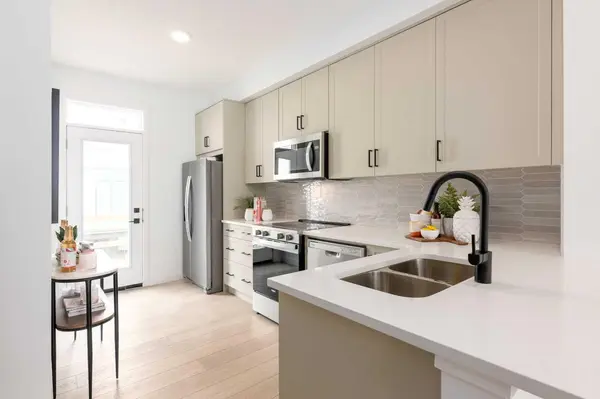 78 Heirloom Passage SE, Calgary, AB T3S 0K1