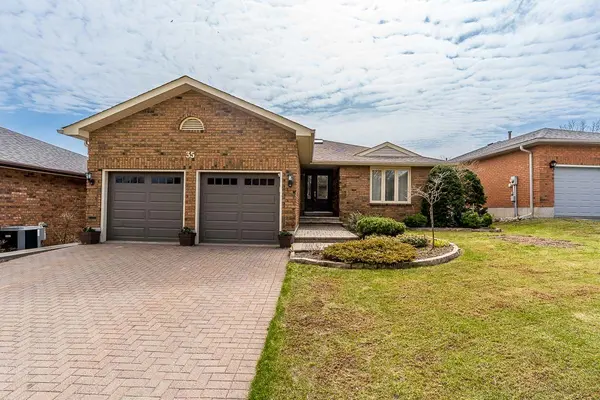 35 Gibbon DR, Barrie, ON L4N 6S9