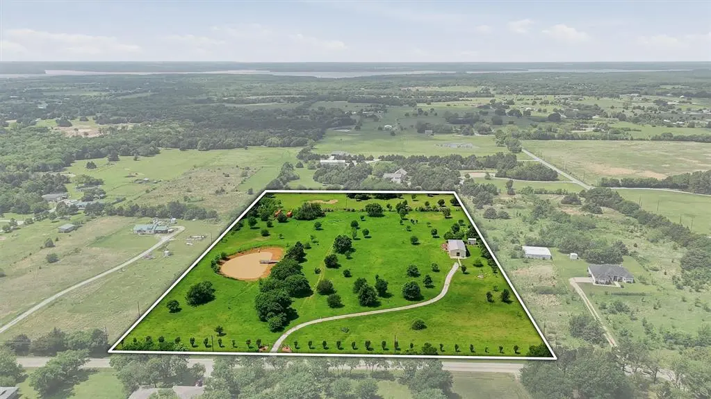 2139 Keefer Road, Pottsboro, TX 75076