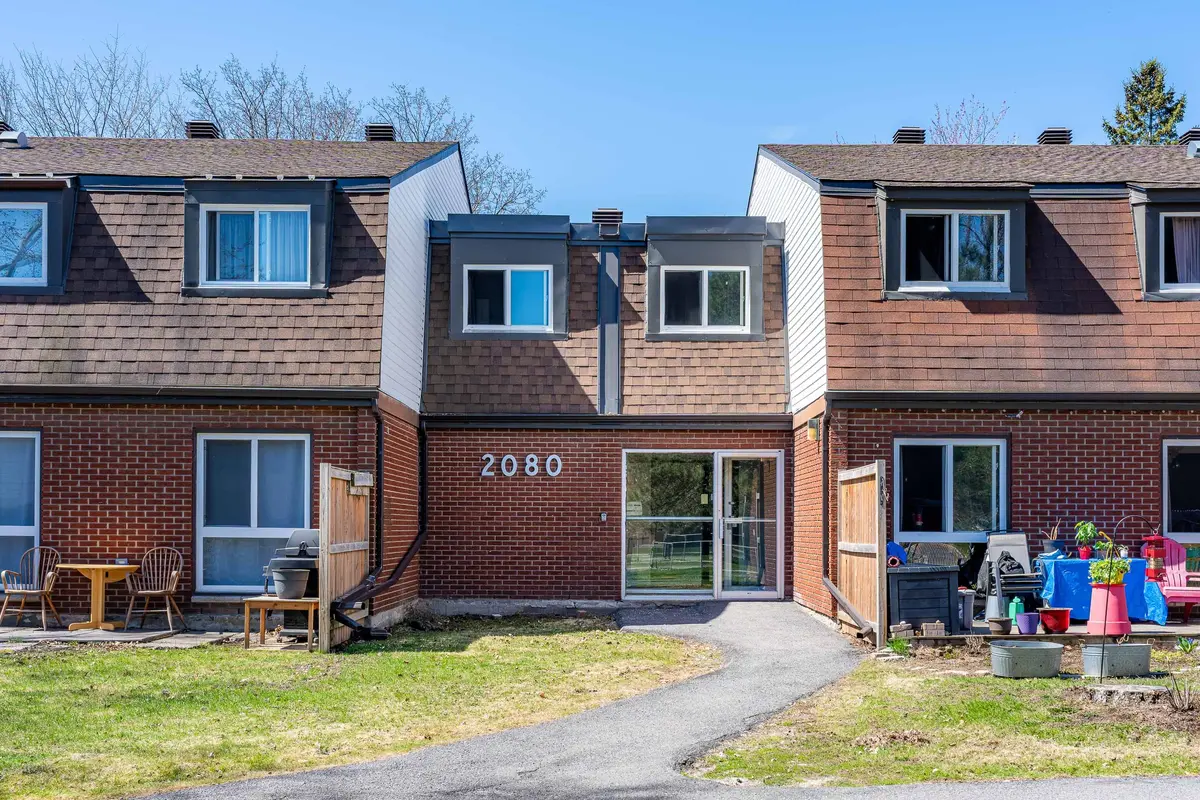 2080 Ogilvie RD #11K, Beacon Hill North - South And Area, ON K1J 7N8