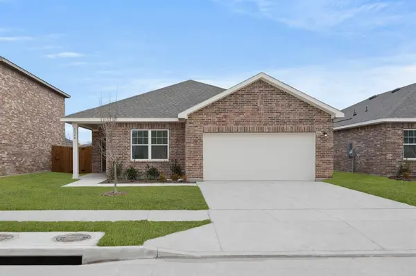 8340 Sniptoe Drive, Fort Worth, TX 76179