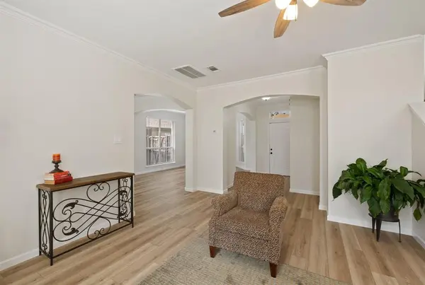 2136 Newport Drive, Flower Mound, TX 75028