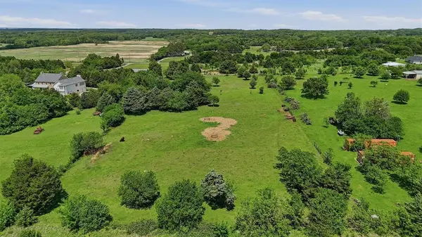 2139 Keefer Road, Pottsboro, TX 75076