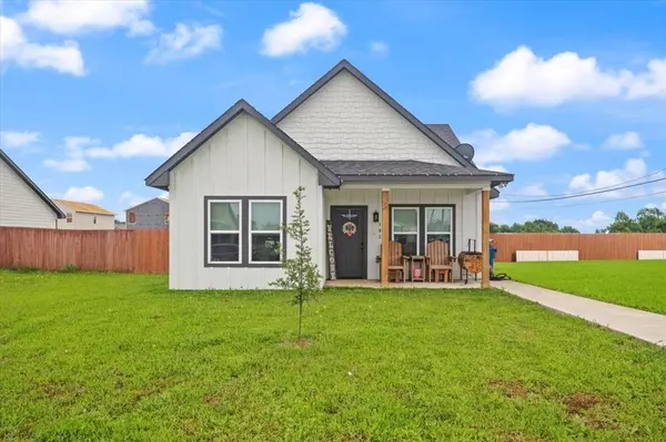 102 Don Lane, Itasca, TX 76055