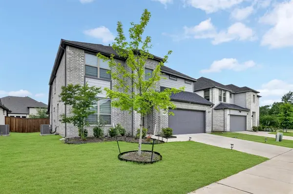 1905 Edgewater Street, Celina, TX 75009