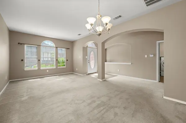 3309 Landhope Circle, Arlington, TX 76016