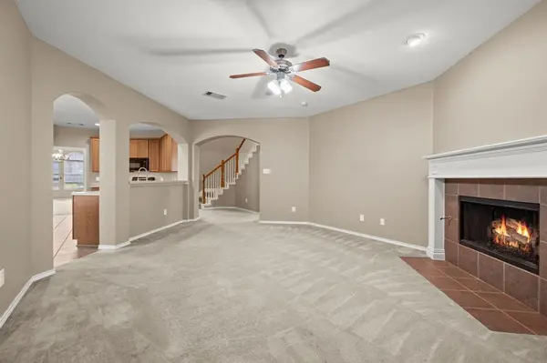 3309 Landhope Circle, Arlington, TX 76016