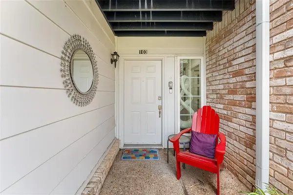 2907 LAKE SHORE #103, Waco, TX 76708