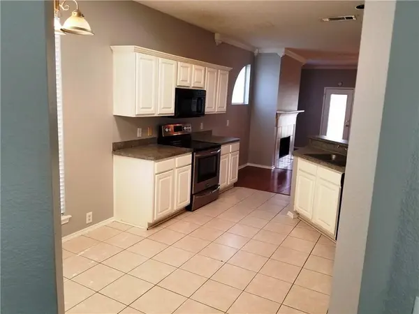 1100 Raleigh Drive, Lewisville, TX 75077